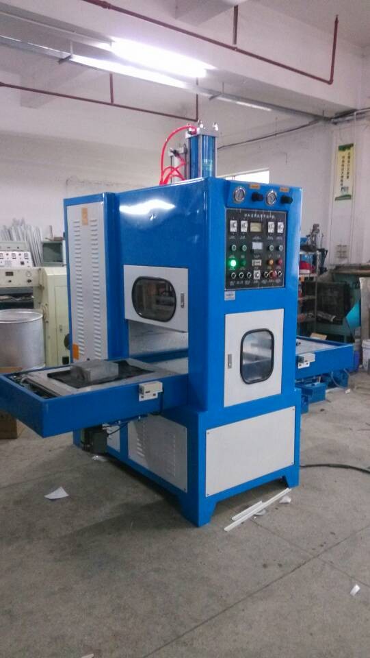 12KWܲቺC(j)٤|߅C(j) ๤λD(zhun)PܲC(j)