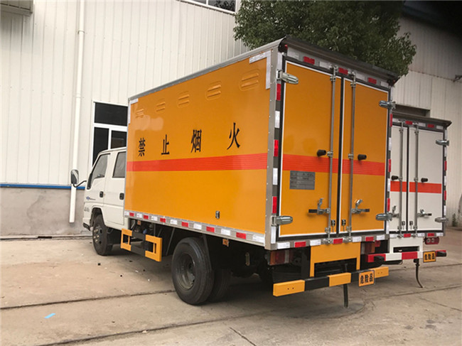 甲苯運(yùn)輸車有哪些