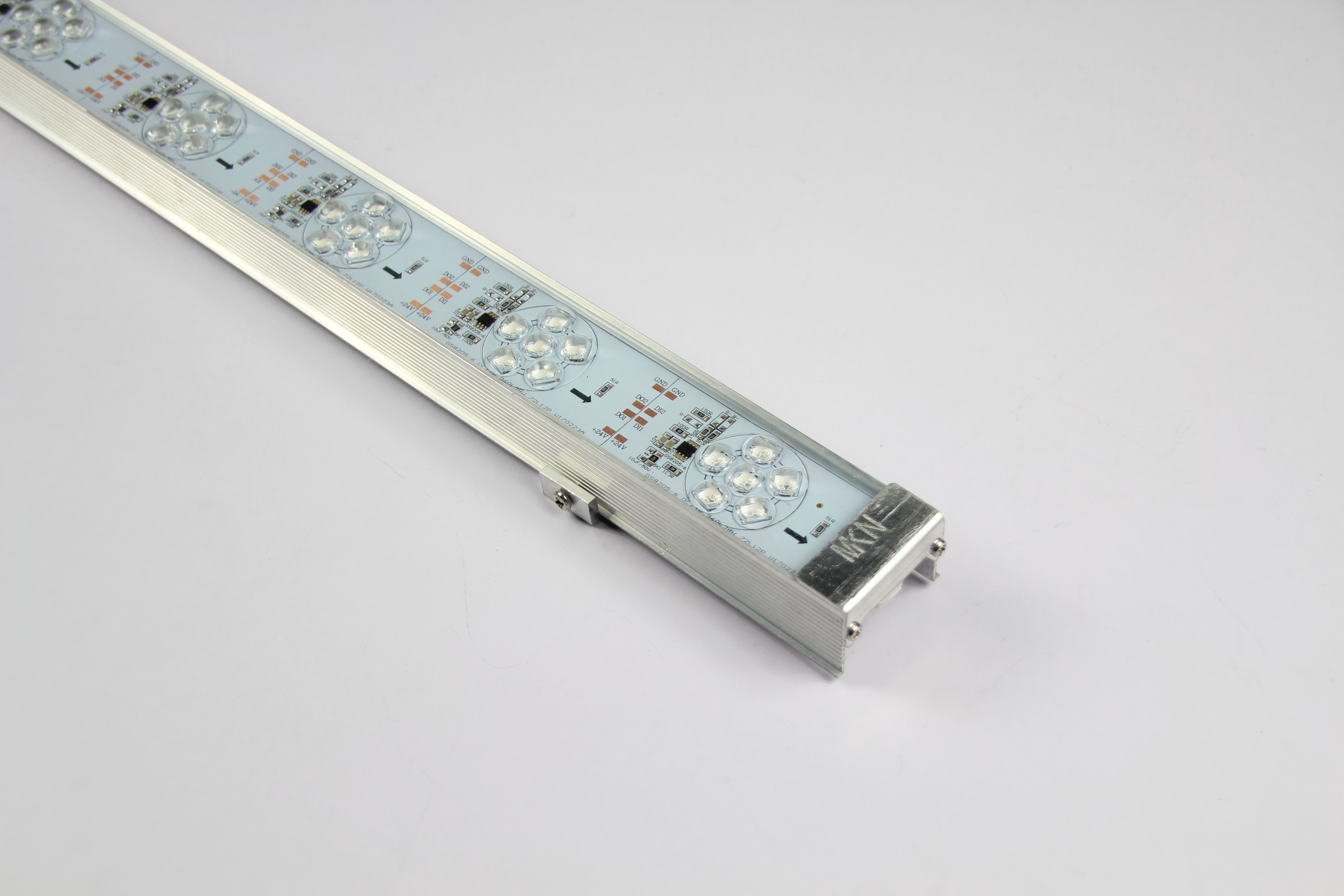 LED?z)lLED݆LED