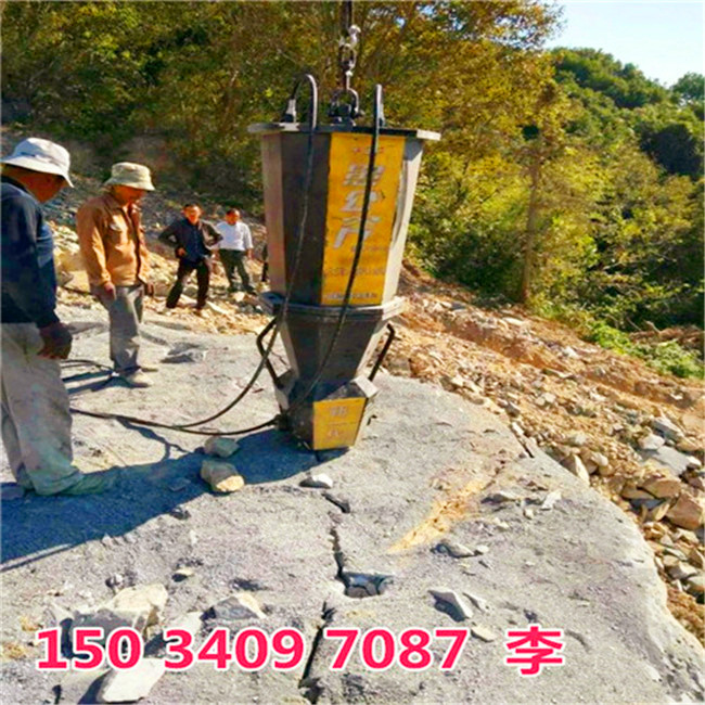 貴港道路清障裂石機(jī)多少錢一臺