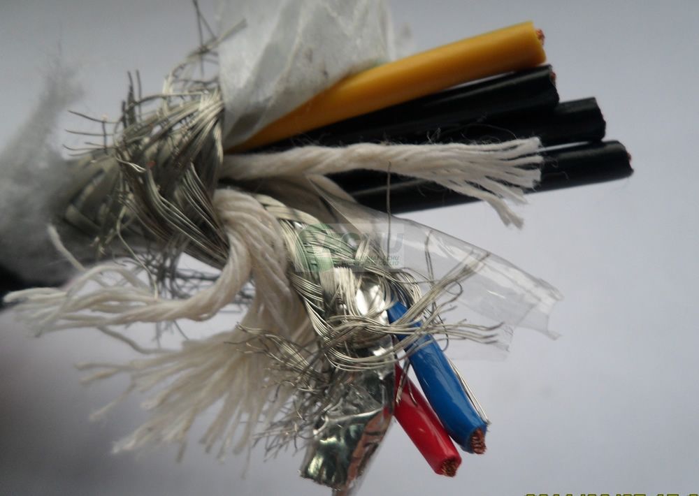 KSֱNFRC30 4о20AWG+2о24AWG ͺŤD(zhun)I(y)C