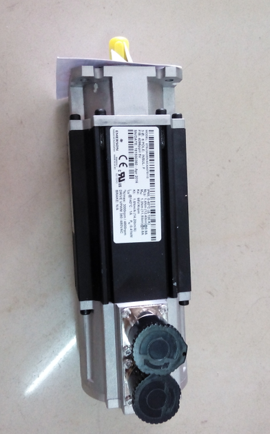 ŷ늙C(j)  142UMC300CACAA  r