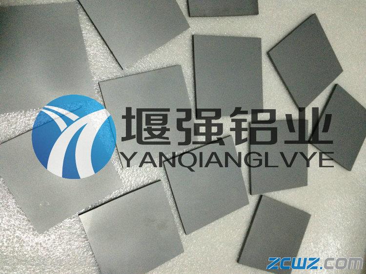 ձM(jn)u䓈(bo)r ձM(jn)u䓰 ձM(jn)u䓵