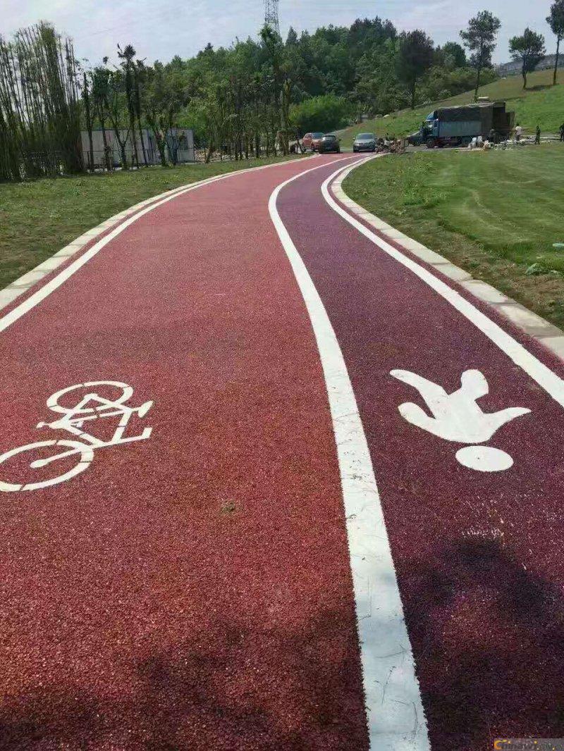 ɫ͸ˮģƺɫ