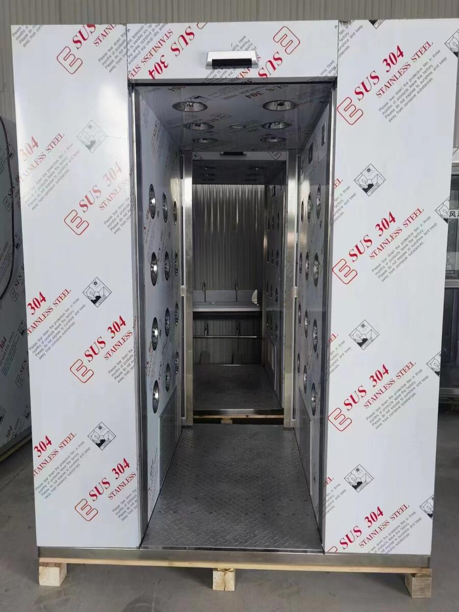 供應(yīng)304不銹鋼更衣室車間全自動風(fēng)淋室