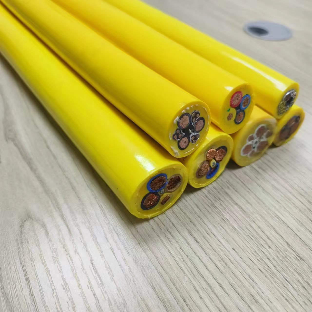 ʽץжC(j)|Reel flex st 4*16 ÿP|