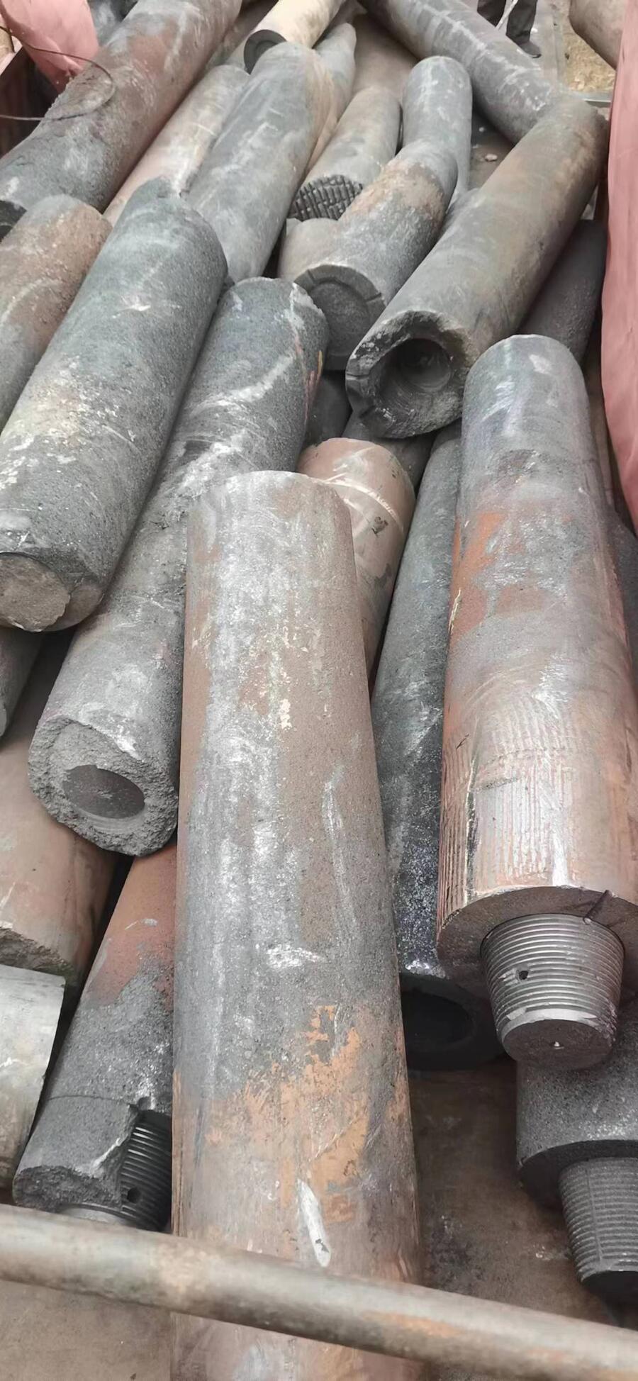 常年回收廢舊石墨棒行情 現(xiàn)結(jié)款