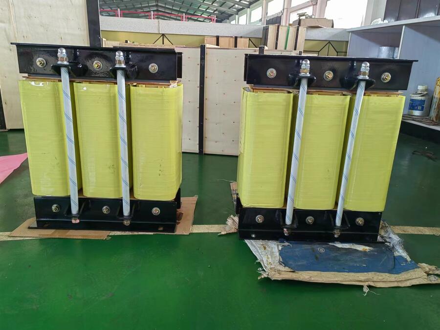 ACL-560KW-1200A鐵芯電抗器采用低損耗進(jìn)口冷軋硅鋼片定制