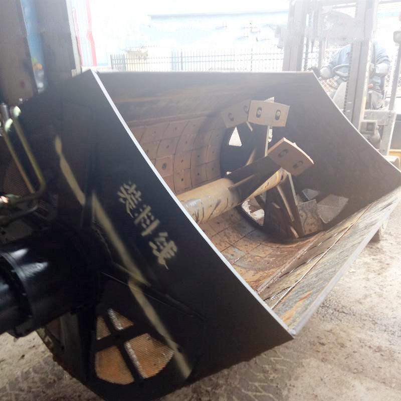 長壽區(qū)1.2立方攪拌斗裝載機移動式攪拌機