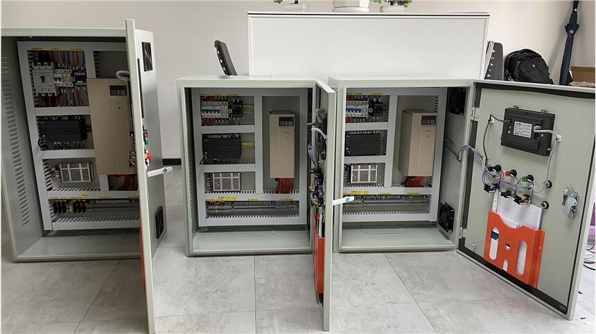 ܹS ǻˮ(w)  ׃l(ji)L(fng)C PLC늹 PLC