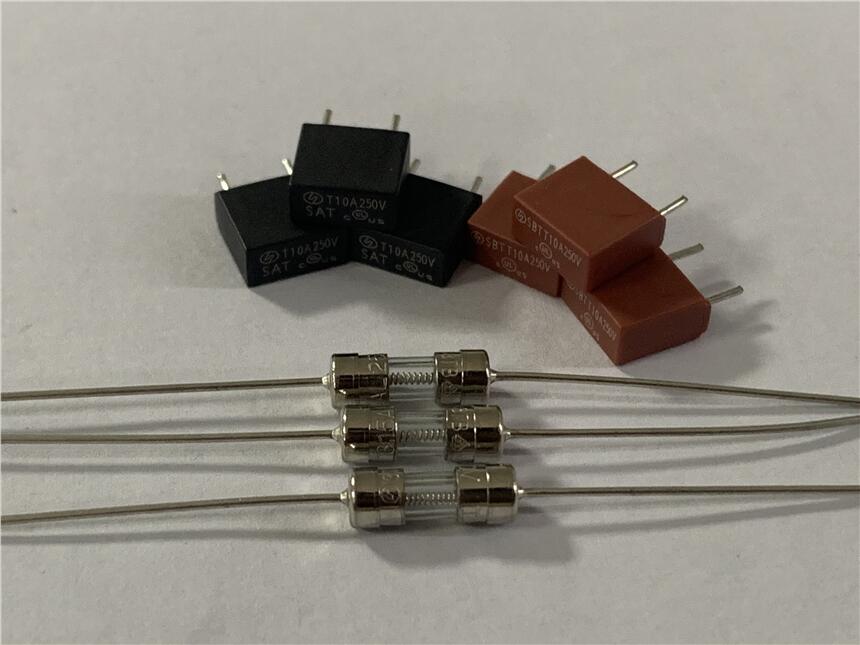 |ݸЇ}ӱUzS1A-20A 250VȫN̖