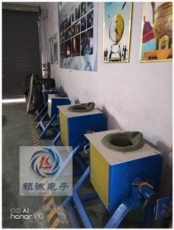 雅安廢鋼鐵中頻節(jié)能熔煉爐(經銷廠家)