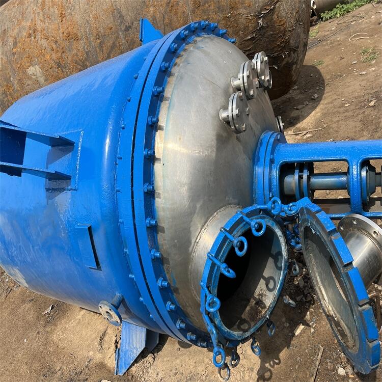 銷售二手8000L搪瓷反應釜,石油用搪瓷反應釜