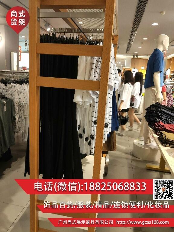 太原提供小零食便利店貨架安裝方便簡單快捷好運(yùn)輸?shù)拿麆?chuàng)貨架