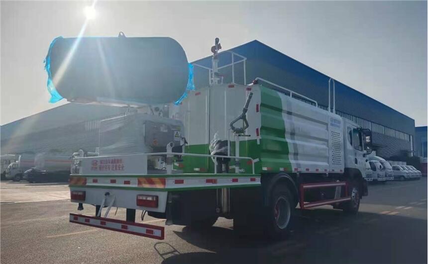 30米霧炮車價格優(yōu)惠