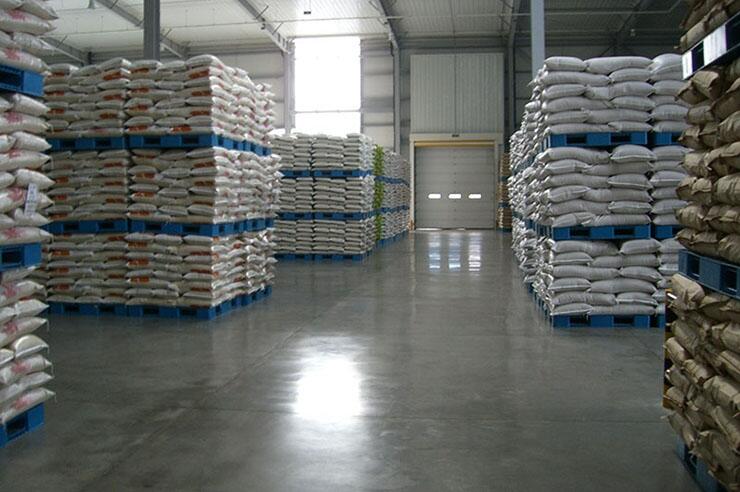 重慶地面起灰起砂用硬化劑地坪治理