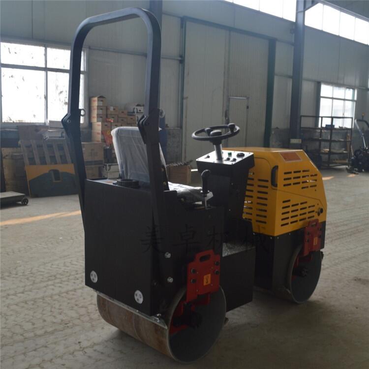 混凝土振動壓路機現(xiàn)貨長寧