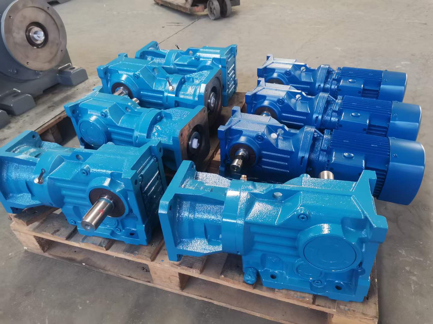 R27-Y1.5KW-3.37M1ֱSpٙCFA157DV180M4