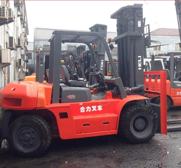 二手2噸叉車轉(zhuǎn)讓、新款原裝價格