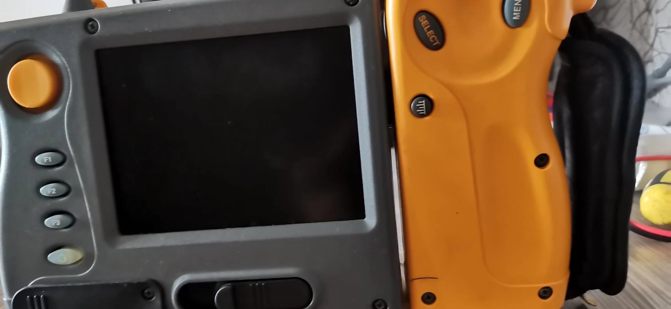 (gu)FLUKE TiS60+ x