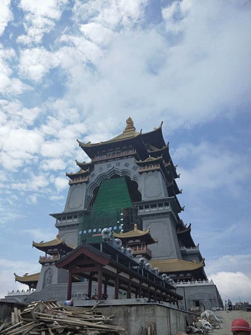 西藏仿古金屬瓦加快轉(zhuǎn)型升級之路