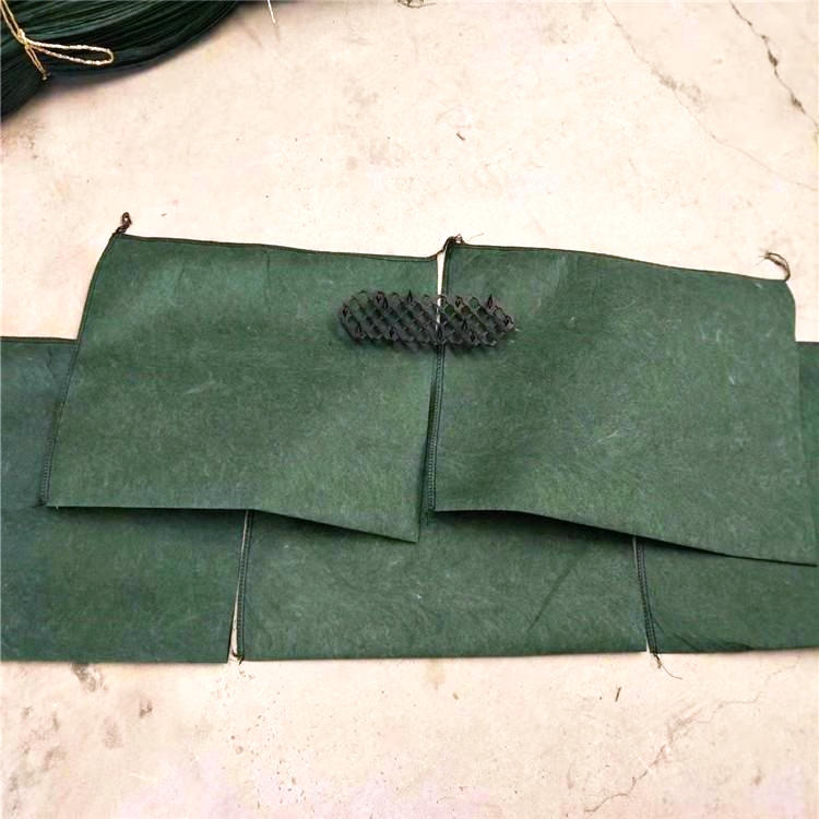 賀州生態(tài)草灌袋垂直綠化(擋水墻擋土墻)結(jié)實(shí)耐用