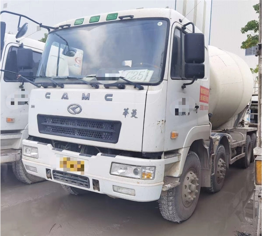 揭陽轉(zhuǎn)讓四橋大方量16年華菱大16方罐攪拌車