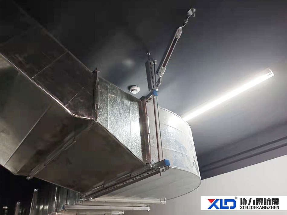 ТͨL(fng)֧ܵܶ 1.0m?L(fng)p֧܃r(ji)