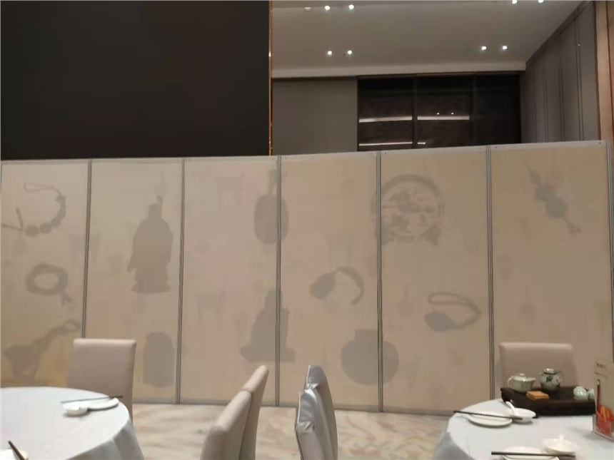 ڰ(sh)(hu)չչ(hu)(hu)չ