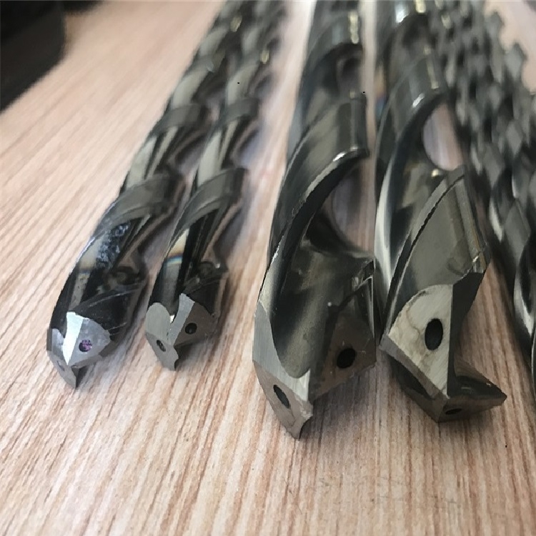 高速鋼內(nèi)冷鉆頭定制 含鈷材料韌性好硬度高 鉆孔精準光潔度好