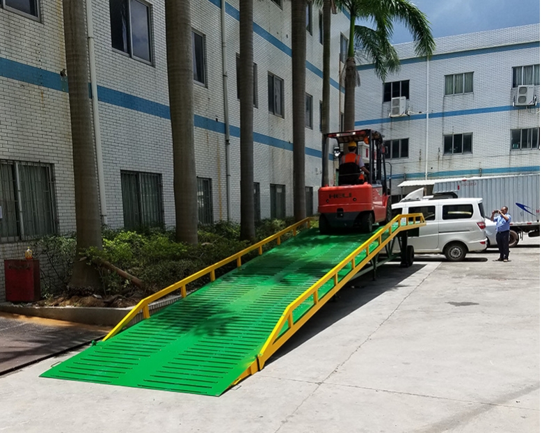 ҺʽƄ(dng)܇ ɫ8t/10t/12b؛ж؛ƽ_(ti)^܇