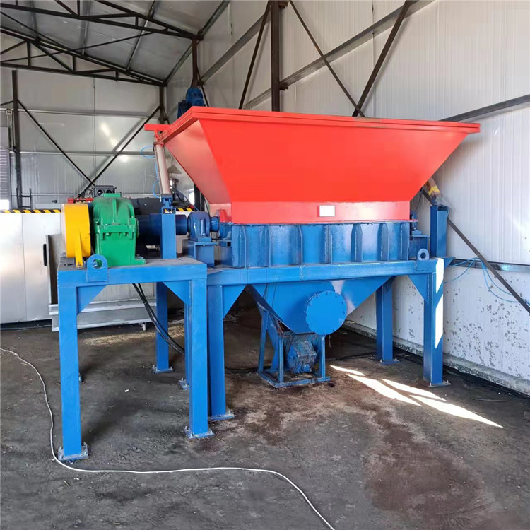 (dng)C(j)C(j)ݏSʬw̎O(sh)