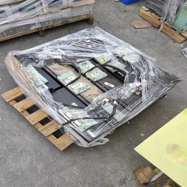 늄(dng)늳ƽ܇(ch)늳ػɿˏS(wn)}늳̎