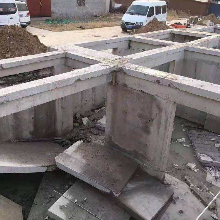 AKиr(ji)XxKи(bo)r(ji)