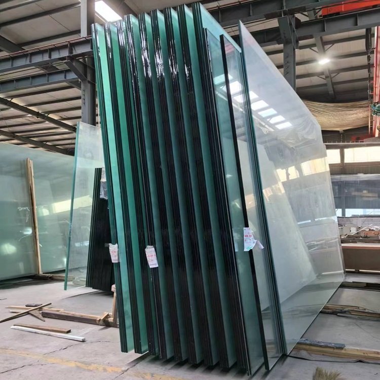 實(shí)力廠家建筑幕墻中空鋼化玻璃超長(zhǎng)超寬超大板玻璃加工夾膠玻璃
