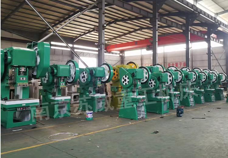 深圳南山區(qū)整廠廢舊設(shè)備回收聯(lián)系鴻隆公司高價上門回收現(xiàn)場估價