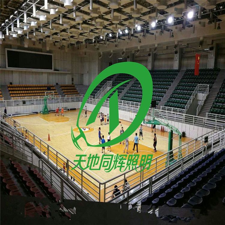 運動場地照明強度標準體育館場地***燈|800WLED場地照明燈