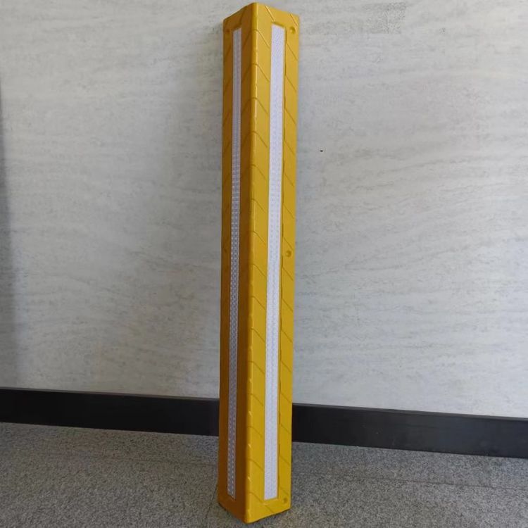 地下車庫護(hù)墻角包邊反光防撞直角護(hù)角護(hù)角條