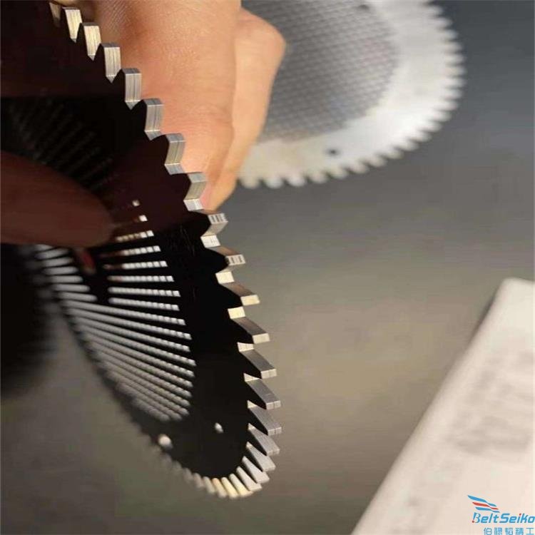 隧道烘焙烤爐環(huán)形鋼帶無(wú)磁不銹鋼型號(hào)齊交貨期短