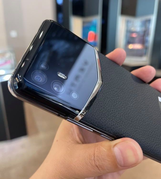 VERTU¿iVERTUɫСţƤVERTU֙C(j)u(mi)F(xin)؛Ãr(ji)|(zh)(yu)
