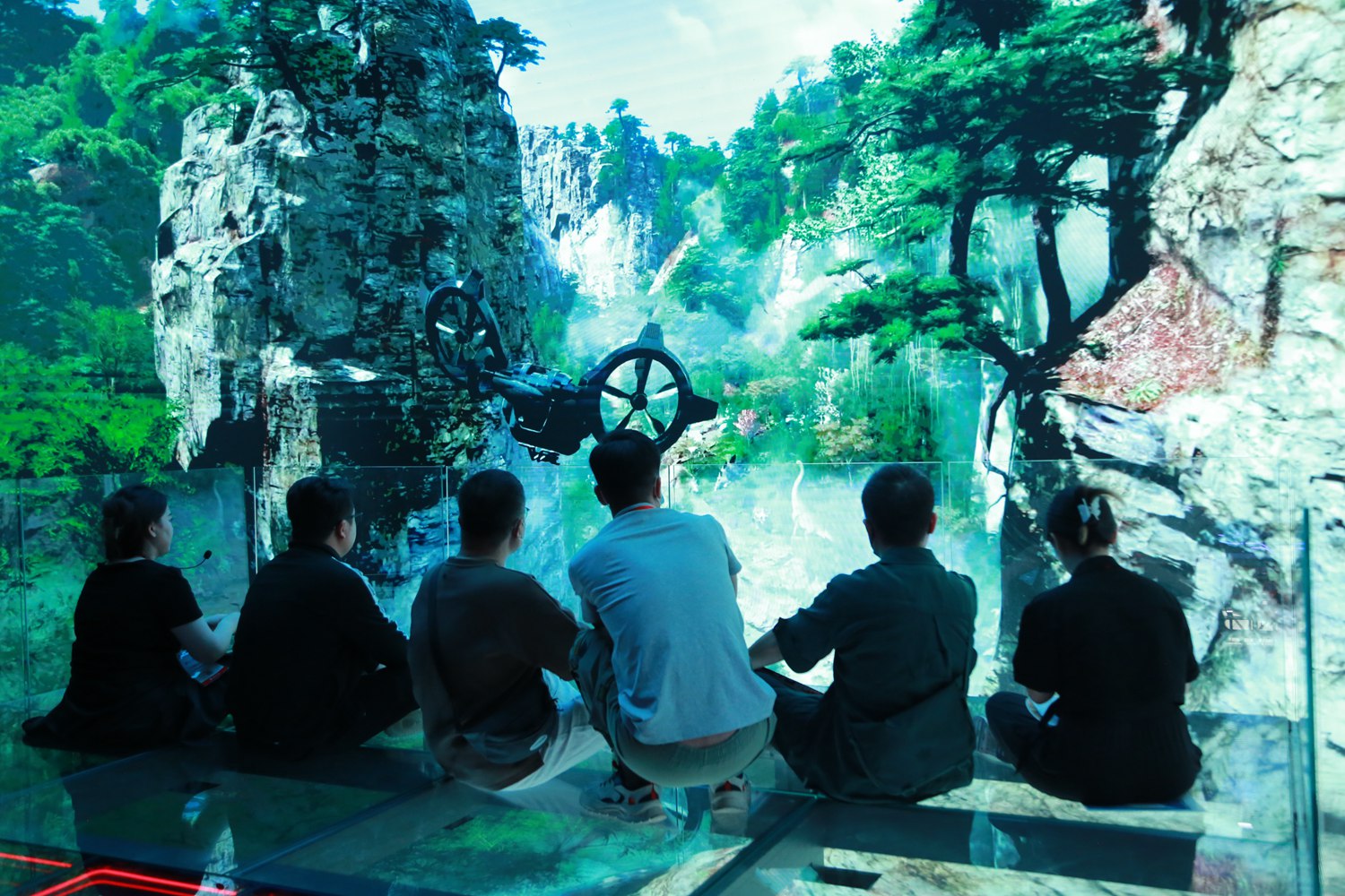 幻境空間體驗館網(wǎng)咖\/網(wǎng)吧加盟設(shè)備商超\/商業(yè)街應(yīng)用場景項目