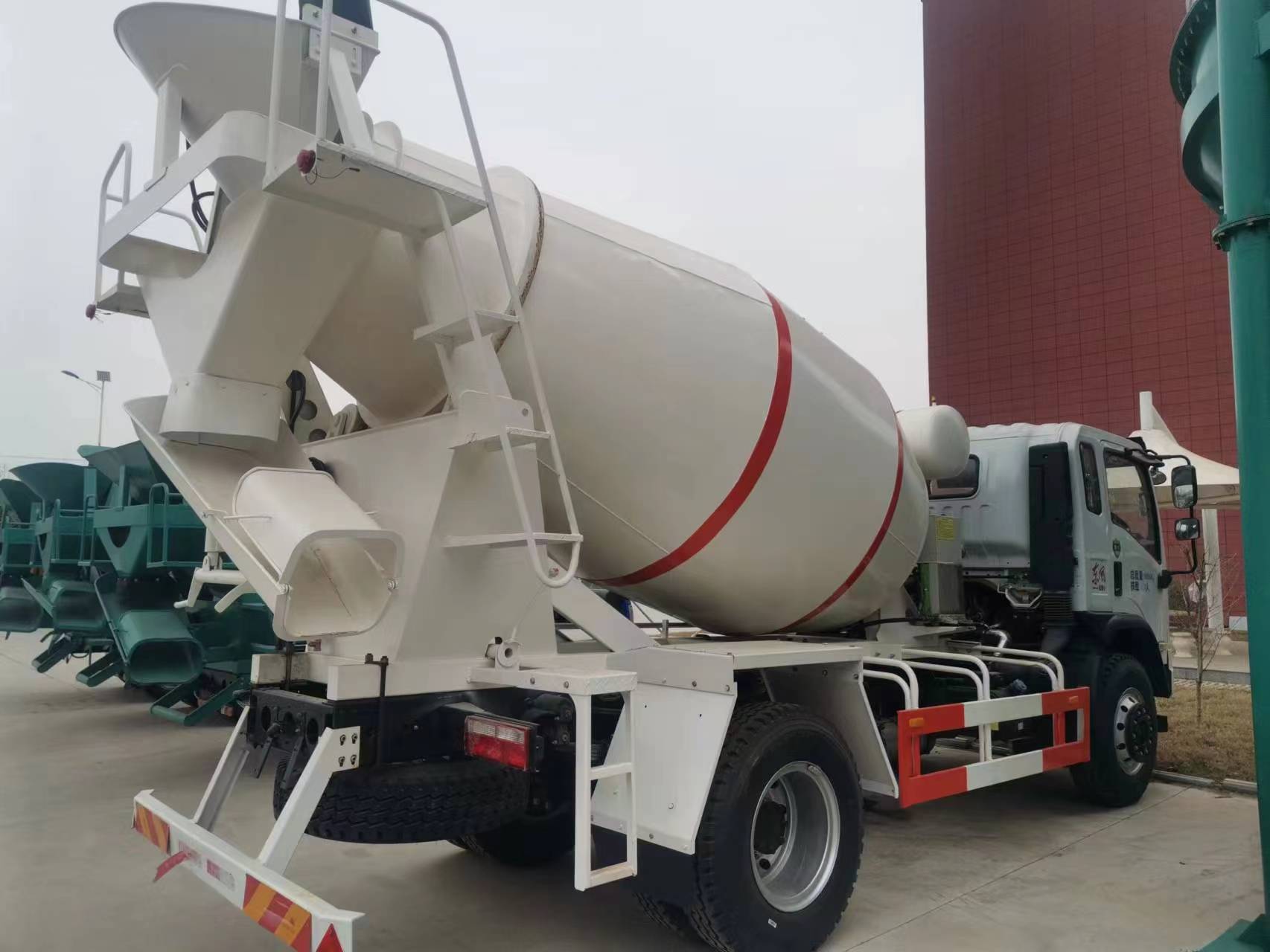 ݆܇ӴӌM(jn)Ͽڽ(jng)ÜpٙC(j)bd