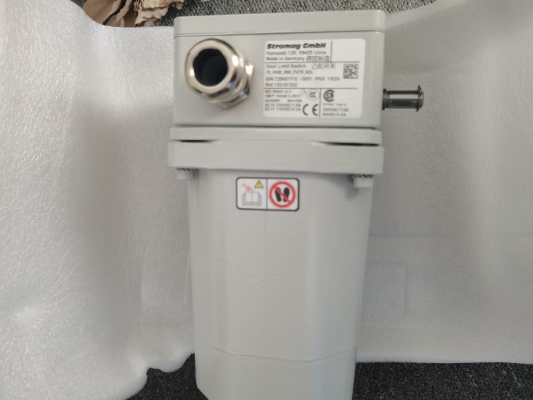 GT1-DA04WķOMRONģMI\/OԪPLCģK