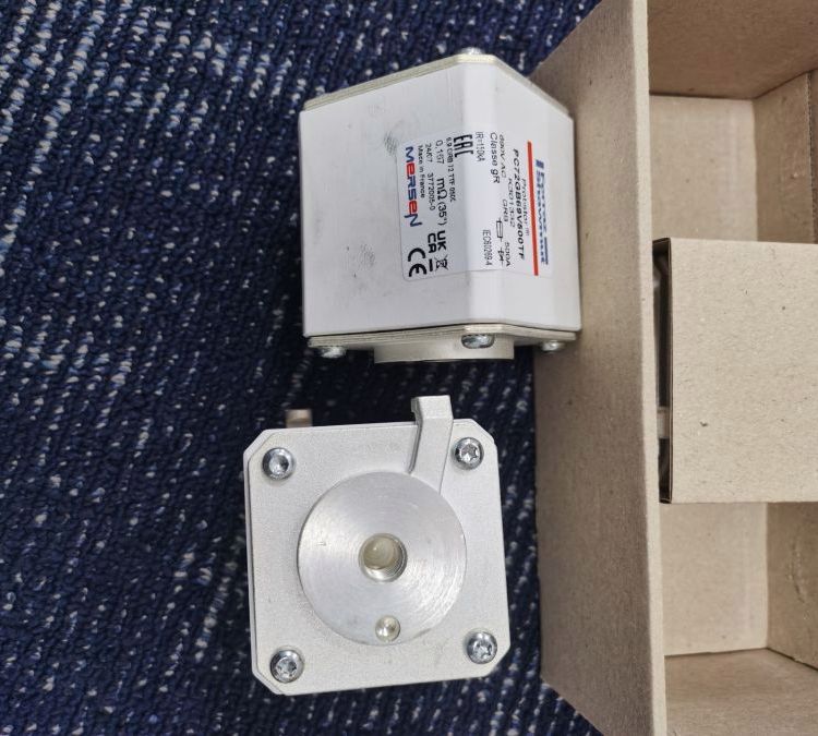 ԭSƷFERRAZ۔HP15FHM32Aɭl(f)؛