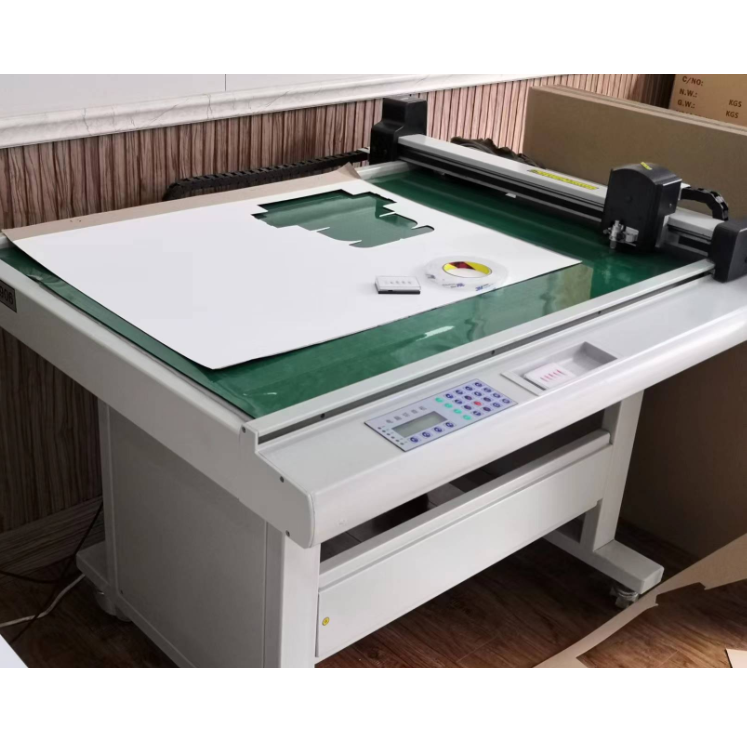 精品盒打樣切割機DCH10系列紙盒打樣機機械穩(wěn)定高速高精度