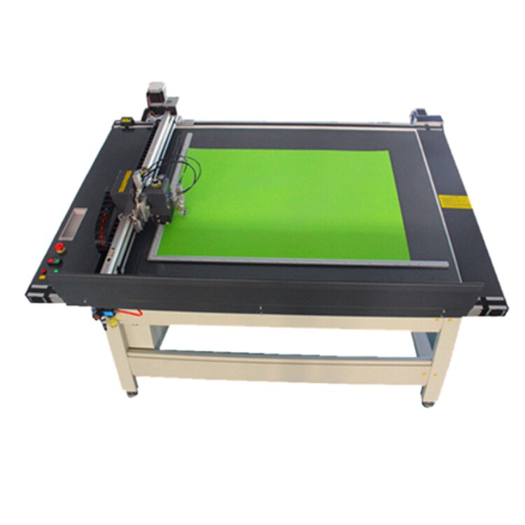 數(shù)控卡紙斜刻機主要針對相框卡紙片立體美術(shù)字的切割雕刻